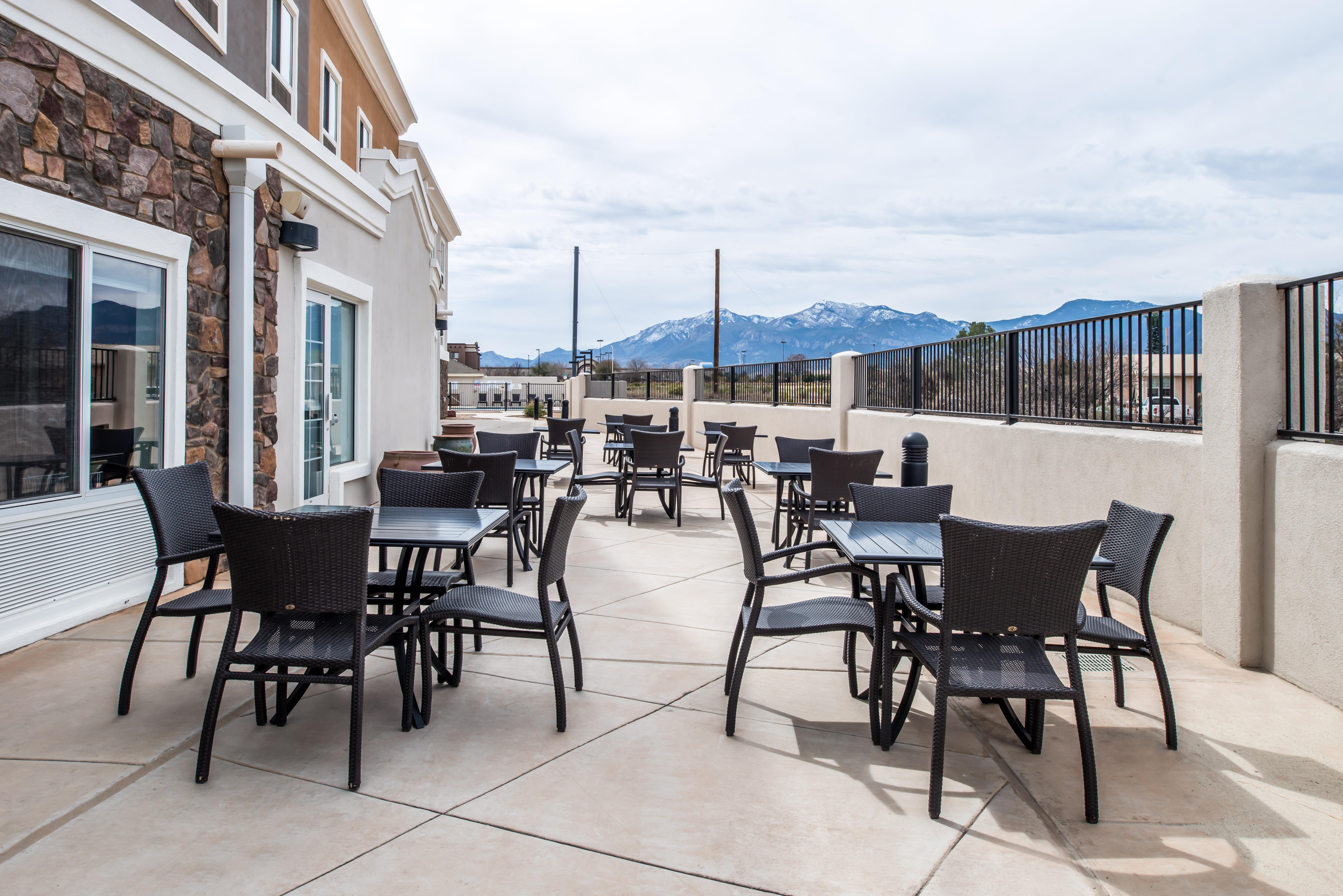 Holiday Inn Express Sierra Vista By Ihg Exterior foto
