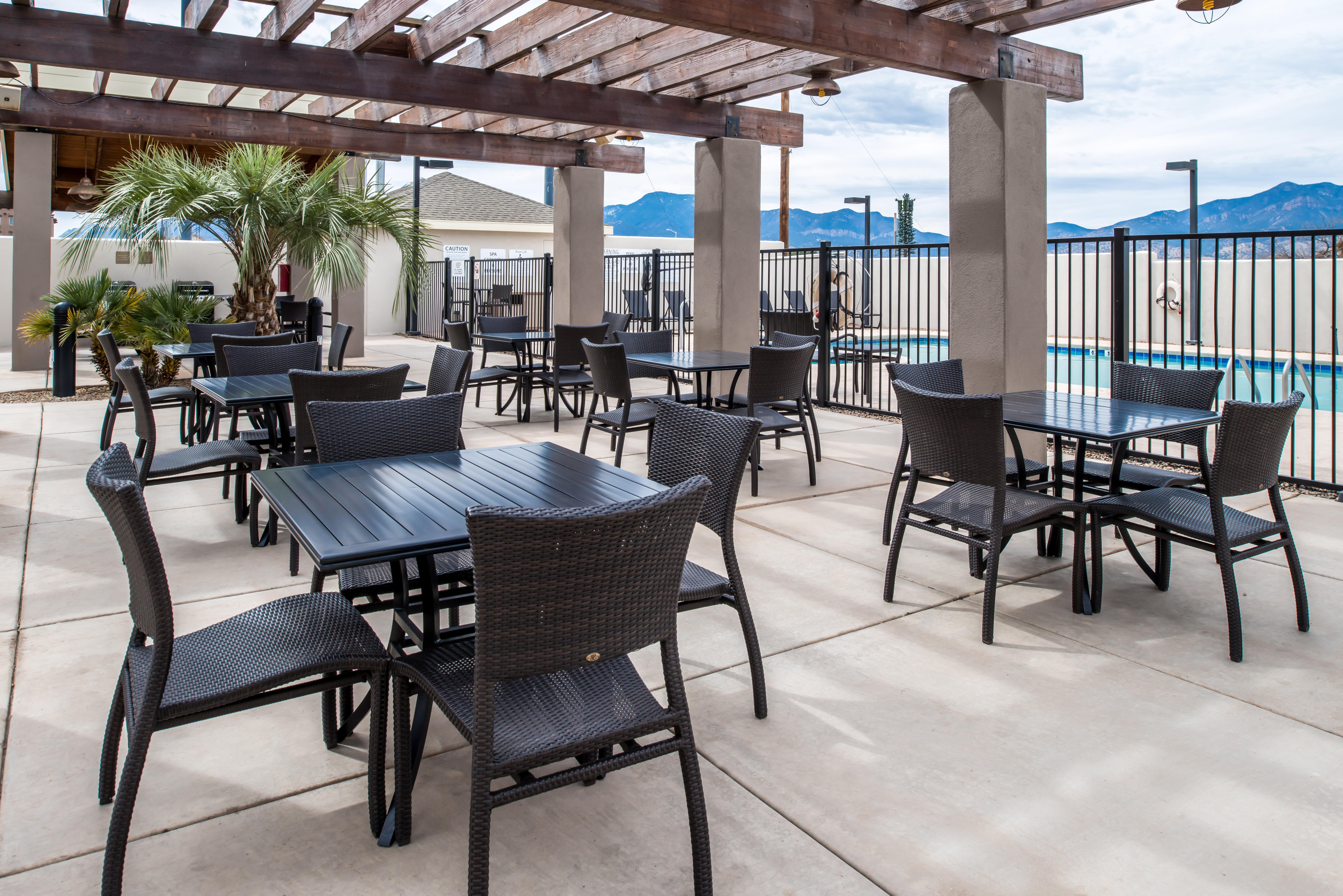 Holiday Inn Express Sierra Vista By Ihg Exterior foto